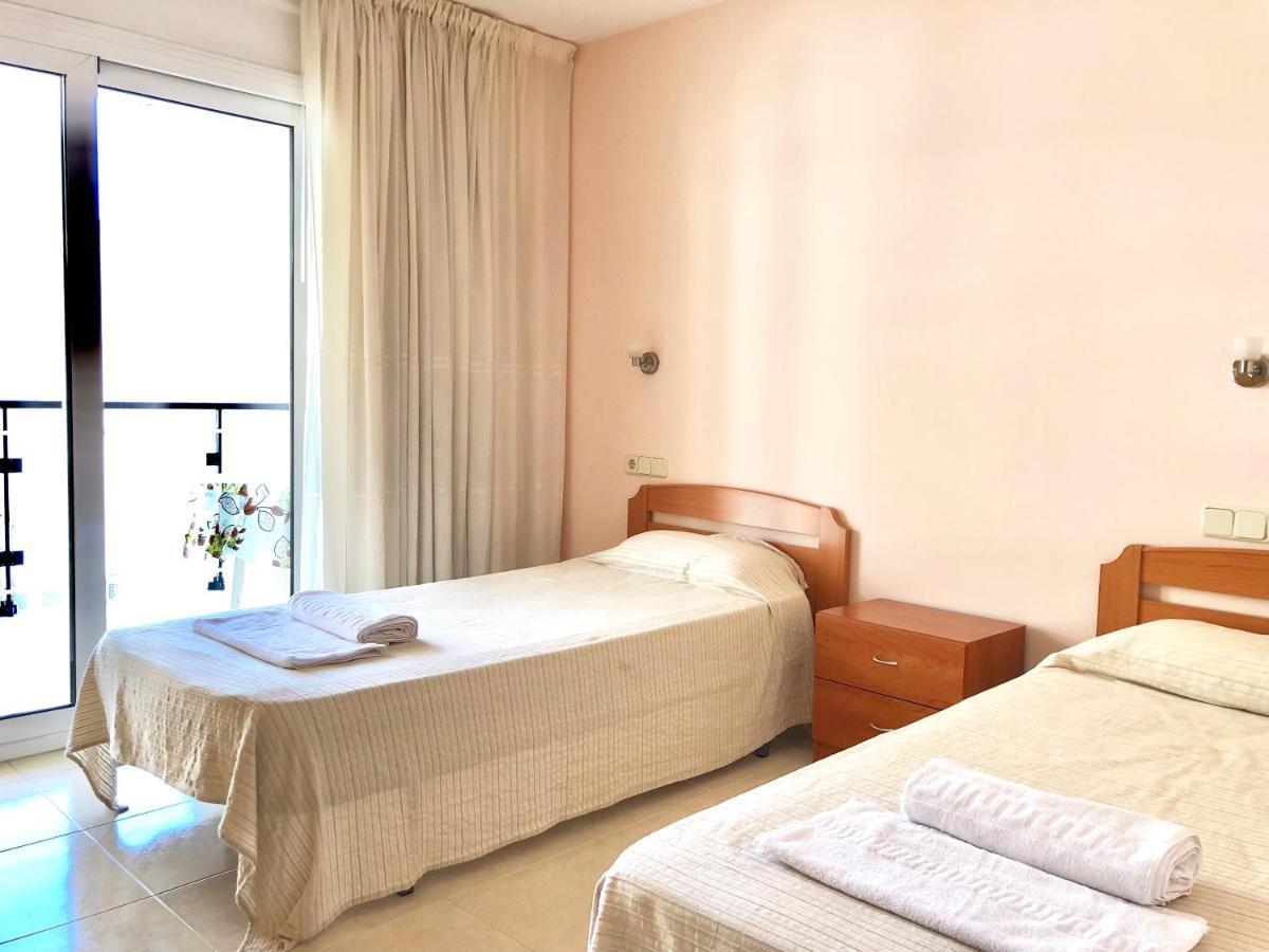 Apartamentos Benet Roses Eksteriør bilde